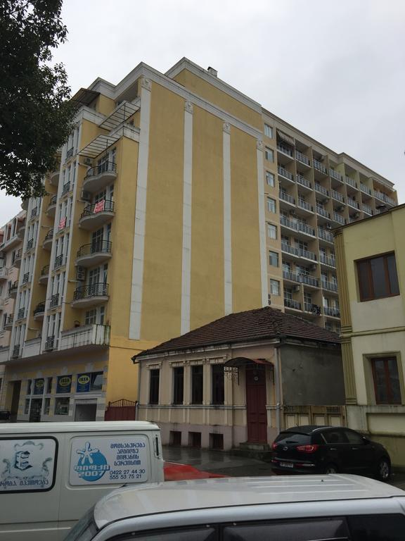 Apartment Pshavela 16 Batumi Exterior foto